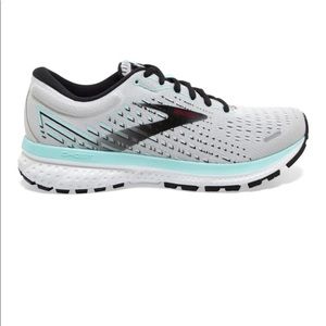 Brooks Ghost 13